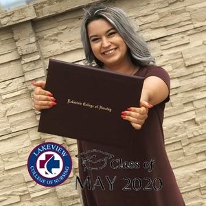 Meet your Posher, Laurie